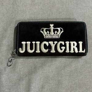 Pre-loved Juicy Couture Long Wallet